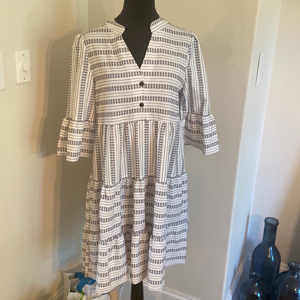 Baby Doll Style Dress NWOT- Small